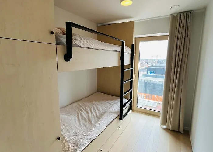 Apartment New Luxury In Prime Location In